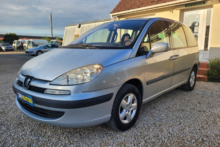 PEUGEOT 807