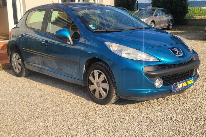 PEUGEOT 207