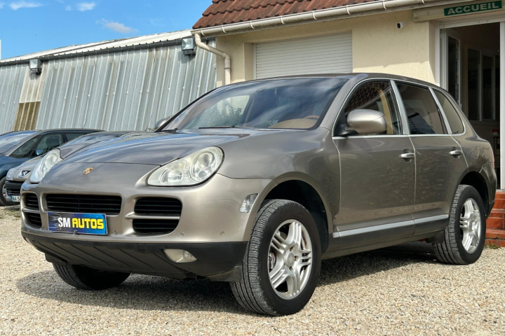 PORSCHE CAYENNE