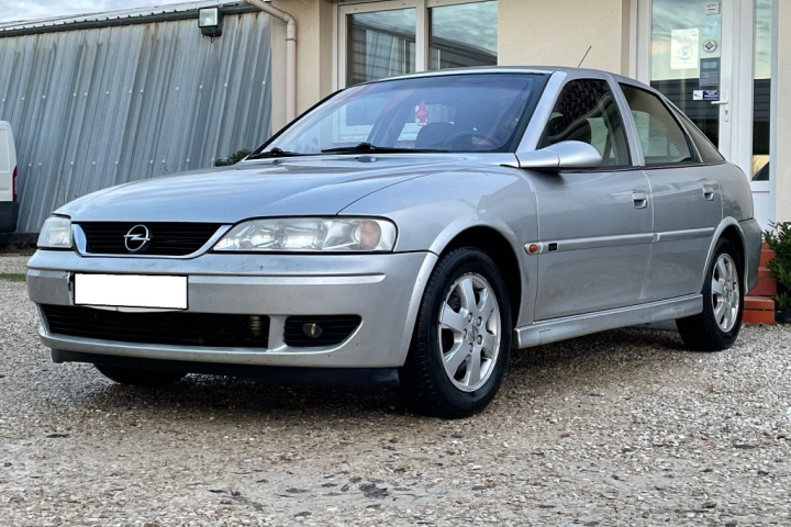 OPEL VECTRA