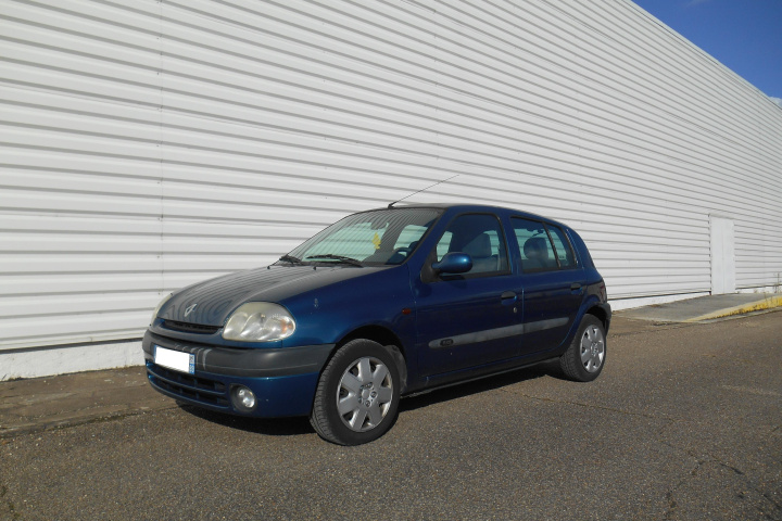 RENAULT CLIO