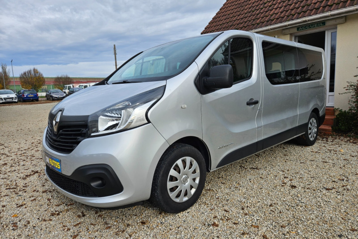 RENAULT TRAFIC COMBI