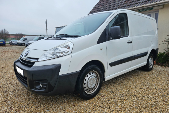TOYOTA PROACE FOURGON
