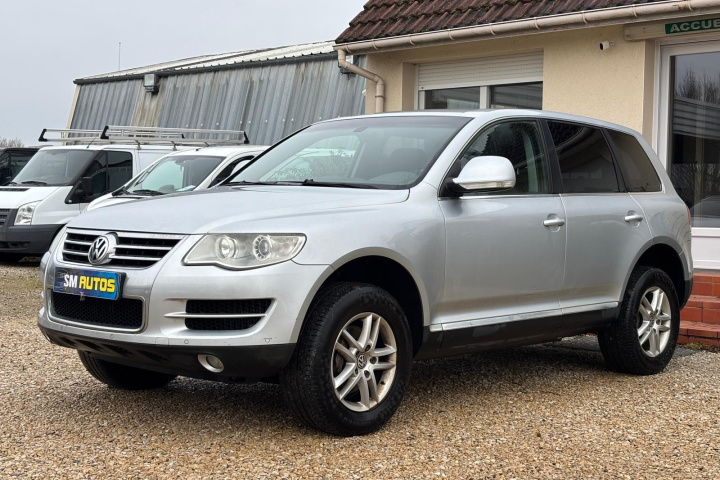 VOLKSWAGEN TOUAREG