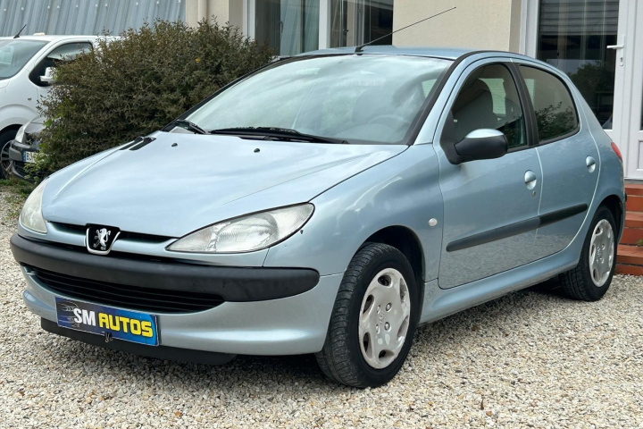PEUGEOT 206