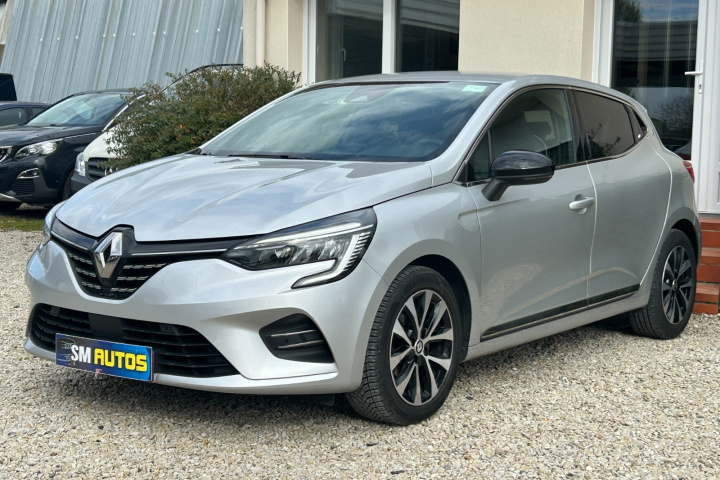 RENAULT CLIO V